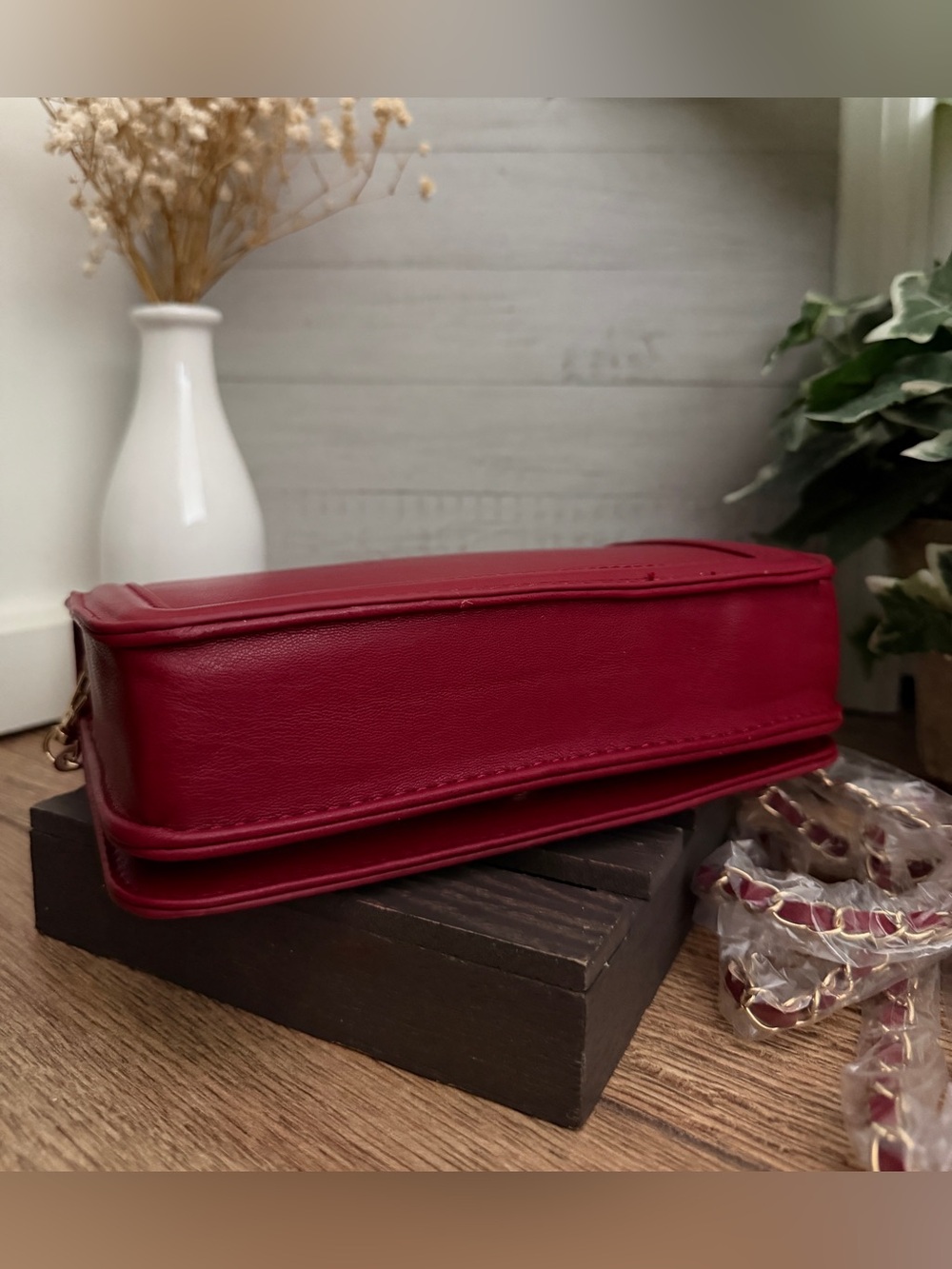 Badgley Mischka Small Brick Red VL Pleated Crossbody Clutch - NWT - Picture 7 of 10